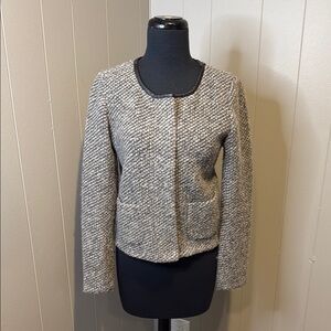 Z GAP Women’s 4 Gray Cropped Blazer with Textured Finish Zip Up and Snap Closure